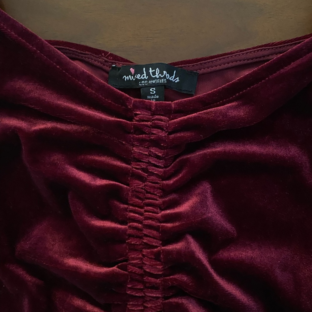 Mixed Threads Burgundy Velvet Ruched Top - Picture 3 of 6